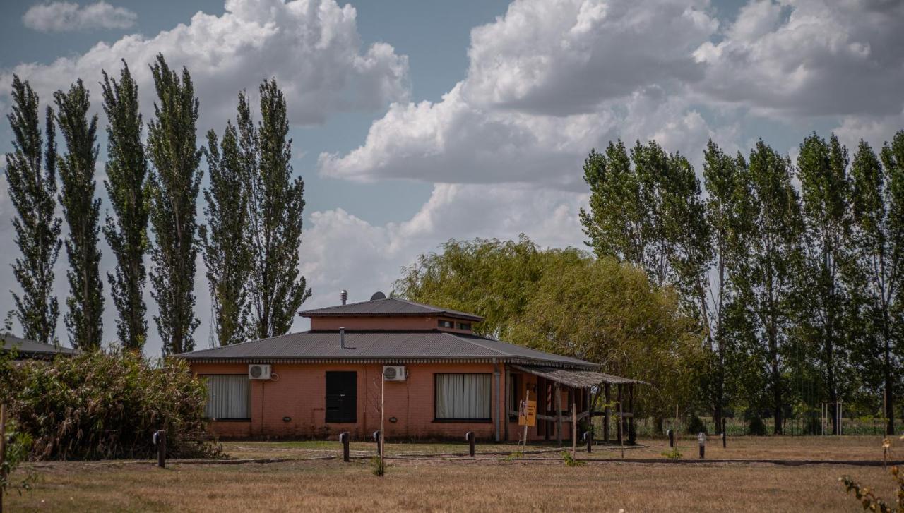Pampas Del Sur Hotel Y Spa De Campo Каньюэлас Экстерьер фото