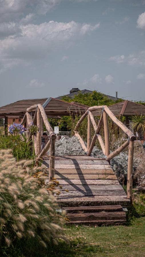 Pampas Del Sur Hotel Y Spa De Campo Каньюэлас Экстерьер фото